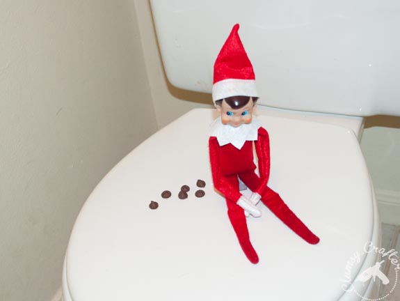 Elf on the shelf ideas - Elf has an accident oops