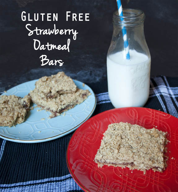 Gluten Free Strawberry Oatmeal Bar Recipe from Clumsy Crafter
