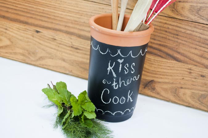 quick and easy chalkboard craft - kitchen crock using a terracotta wine chiller
