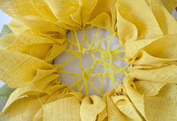 how to make a burlap wreath that looks like a sunflower