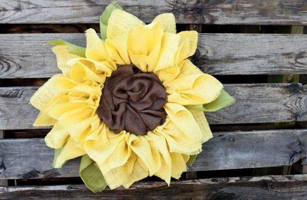 how to make a sunflower burlap wreath
