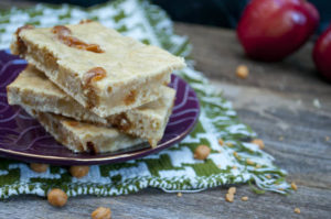 Caramel Apple Blondie Recipe – The Perfect Fall Treat